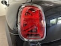 MINI Cooper 1.5 Business Edition 3-D LED Navi 8.8 inch Cruise DAB+ Airco Zwart Dak