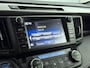 Toyota RAV4 2.5 Hybrid First Edition | Trekhaak | Navigatie | Keyless | Adaptive Cruise | Clima | Parkeersensoren voor/achter | Camera | LED | 18 inch
