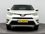 Toyota RAV4 2.5 Hybrid First Edition | Trekhaak | Navigatie | Keyless | Adaptive Cruise | Clima | Parkeersensoren voor/achter | Camera | LED | 18 inch