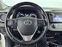 Toyota RAV4 2.5 Hybrid First Edition | Trekhaak | Navigatie | Keyless | Adaptive Cruise | Clima | Parkeersensoren voor/achter | Camera | LED | 18 inch