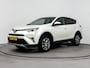 Toyota RAV4 2.5 Hybrid First Edition | Trekhaak | Navigatie | Keyless | Adaptive Cruise | Clima | Parkeersensoren voor/achter | Camera | LED | 18 inch