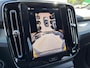 Volvo XC40 2.0 B4 Plus Dark | LEER | HARMAN KARDON | STOEL-STUURWIELVERWARMING | 360 CAMERA