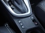 Mazda 2 Hybrid 1.5 Select | Trekhaak | Stuur-/stoelverwarming | Camera | HUD | Inductielader | Dodehoek detectie | Cruise adapt. | Clima | 16" LM |
