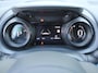 Mazda 2 Hybrid 1.5 Select | Trekhaak | Stuur-/stoelverwarming | Camera | HUD | Inductielader | Dodehoek detectie | Cruise adapt. | Clima | 16" LM |