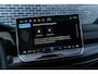 Volkswagen Golf 1.5 eTSI DSG R-Line Edition | Achteruitrijcamera | Parkeersensoren | ArtVelours | Sportstoelen | Navigatie Discover | Apple Carpaly | Android Auto | Stoelverwarming | IQ.Light | Lichtmetalen Velgen 18 inch
