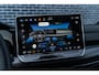 Volkswagen Golf 1.5 eTSI DSG R-Line Edition | Achteruitrijcamera | Parkeersensoren | ArtVelours | Sportstoelen | Navigatie Discover | Apple Carpaly | Android Auto | Stoelverwarming | IQ.Light | Lichtmetalen Velgen 18 inch