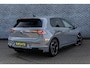 Volkswagen Golf 1.5 eTSI DSG R-Line Edition | Achteruitrijcamera | Parkeersensoren | ArtVelours | Sportstoelen | Navigatie Discover | Apple Carpaly | Android Auto | Stoelverwarming | IQ.Light | Lichtmetalen Velgen 18 inch