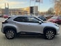 Toyota Yaris Cross 1.5 Hybrid 130PK DYNAMIC NIEUW OP VOORRAAD! STOEL/STUURVERW PARK-SENSOREN BLIND SPOT KEYLESS NAVI CAMERA BLUETOOTH APPLE/ANDROID 17'' LM-VELGEN