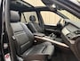 BMW X5 xDrive40d M-Sport Full Option / Carbon Schwartz / Keyless / HUD / Soft-Close / Panoramadak / Adapt. Cruise / Memory / Afn Trekhaak / 19'' LMV