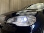 BMW X5 xDrive40d M-Sport Full Option / Carbon Schwartz / Keyless / HUD / Soft-Close / Panoramadak / Adapt. Cruise / Memory / Afn Trekhaak / 19'' LMV
