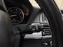 BMW X5 xDrive40d M-Sport Full Option / Carbon Schwartz / Keyless / HUD / Soft-Close / Panoramadak / Adapt. Cruise / Memory / Afn Trekhaak / 19'' LMV