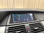 BMW X5 xDrive40d M-Sport Full Option / Carbon Schwartz / Keyless / HUD / Soft-Close / Panoramadak / Adapt. Cruise / Memory / Afn Trekhaak / 19'' LMV