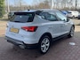 SEAT Arona 1.5 TSI EVO 150pk DSG FR Business Intense / LED / App-Connect / Climate Control / Camera / Donker glas / 17" LMV