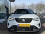 SEAT Arona 1.5 TSI EVO 150pk DSG FR Business Intense / LED / App-Connect / Climate Control / Camera / Donker glas / 17" LMV