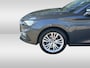 SEAT Leon Sportstourer 1.0 eTSI Style Business Intense DSG Automaat Parkeersensoren / Navigatie / LED verlichting / 17"LM Velgen HAL