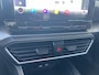 SEAT Leon Sportstourer 1.0 eTSI Style Business Intense DSG Automaat Parkeersensoren / Navigatie / LED verlichting / 17"LM Velgen HAL