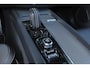 Volvo XC60 T8 Recharge AWD Polestar Engineered - IntelliSafe Assist & Surround - Panoramisch schuif-/kanteldak - 360º camera - Head-up display - Elektrisch bedienb. voorstoelen met geheugen - Verwarmbare voorstoelen & stuurwiel - Adaptieve LED verlichting - 21 inch LMV - DAB - Keyless - Elektr. bedienbare kindersloten achter
