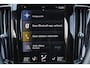 Volvo XC60 T8 Recharge AWD Polestar Engineered - IntelliSafe Assist & Surround - Panoramisch schuif-/kanteldak - 360º camera - Head-up display - Elektrisch bedienb. voorstoelen met geheugen - Verwarmbare voorstoelen & stuurwiel - Adaptieve LED verlichting - 21 inch LMV - DAB - Keyless - Elektr. bedienbare kindersloten achter