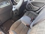 Mercedes-Benz GLA 180 AMG Night Edition Plus Automaat | Afneembare Trekhaak | Navigatie | Camera | Cruise Control | Stoelverwarming | | Airco | Audioinstallatie met CD-speler | Bi-xenon koplampen