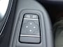 Renault Clio 0.9 TCe 90pk Limited | Airconditioning | Navigatie | Apple / Android | Lm velgen | Parkeersensoren