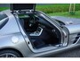 Mercedes-Benz SLS Coupé 6.3 AMG |Alubeam Silver |2.217 KM |1e eigenaar |Nieuwstaat |6,3 liter V8 |Duitse auto met historie |Achteruitrijcamera |Bang & Olufsen | VOL VOL OPTIE S | Een droom voor liefhebbers |