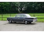 Mercedes-Benz 200-Serie 200-serie 230 S |Heckflosse |18.321 kilometer origineel !!! | Ongerestaureerd | Zo goed als nieuwstaat |6 cilinder |Michelin classic banden |Graphit Grau |ZEER ZELDZAAM in deze onberispelijke conditie | Orgineel chromewerk van 300 serie was optie destijds