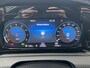 Volkswagen Golf 1.5 eTSI 150pk DSG R-Line / Panorma dak / Black style / Standkachel / 18'' LMV