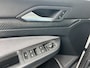 Volkswagen Golf 1.5 eTSI 150pk DSG R-Line / Panorma dak / Black style / Standkachel / 18'' LMV HAL