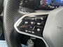 Volkswagen Golf 1.5 eTSI 150pk DSG R-Line / Panorma dak / Black style / Standkachel / 18'' LMV