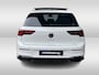 Volkswagen Golf 1.5 eTSI 150pk DSG R-Line / Panorma dak / Black style / Standkachel / 18'' LMV HAL