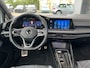 Volkswagen Golf 1.5 eTSI 150pk DSG R-Line / Panorma dak / Black style / Standkachel / 18'' LMV HAL