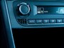 Volkswagen Polo 1.2 TSI Cross | Trekhaak | Origineel NL | Navigatie | Stoelverwarming | Parkeersensoren | Climate Control | Cruise Control | Metallic Lak | Alcantara | Bluetooth | Getint Glas | NAP | 17'' Lichtmetalen Velgen |