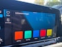 Volkswagen Golf 1.0 eTSI DSG Life Business / Navigatie / PDC / Geheugen stoelen / Getint glas / 16'' LMV