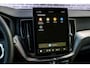 Volvo XC60 2.0 T6 Plug-in hybrid AWD Essential | Gratis trekhaak | Extra getint glas | Driver Assist | Climate line | 19" | All Season Banden | Charcoal Hemelbekleding | Park Assist Voor en Achter |
