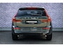 Volvo XC60 2.0 T6 Plug-in hybrid AWD Essential | Gratis trekhaak | Extra getint glas | Driver Assist | Climate line | 19" | All Season Banden | Charcoal Hemelbekleding | Park Assist Voor en Achter |