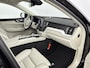 Volvo XC60 T8 Plug-in hybrid AWD Ultra Dark Exec. Ed. | 22" | Heico Diffusor | Getint & Gelamineerd Glas | Alarmklasse 3 | Black Edition Interieur | Luchtvering | Bowers & Wilkins | Geventileerd Nappa | Massagestoelen | Head-Up | 360 Camera | Elektr. verst.