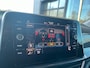 Volkswagen T-Roc 1.5 TSI Style / Panorama dak / IQ Led / Virtual cockpit pro / App-connect / Stoelverwarming voorzijde / 17'' LMV