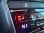 Volkswagen T-Roc 1.5 TSI Style / Panorama dak / IQ Led / Virtual cockpit pro / App-connect / Stoelverwarming voorzijde / 17'' LMV