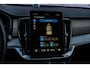 Volvo XC90 2.0 T8 Plug-in hybrid AWD Ultra Dark Exec. Ed. | Geventileerde voorstoelen | Massagefunctie | Luchtvering | 22" lichtmetalen velgen | Stoelverwarming | verwarmd stuurwiel | Elektr. bedienbaar schuif-\-kanteldak | Extra getint glas | Gelamineerde ramen | Bowers & wilkins Audio | Head-up display | Google Services |