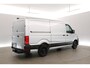 Volkswagen Crafter 2.0 TDI L3H2 140PK | Airco | Camera | Carplay | 3 Zits | Trekhaak