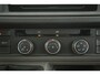Volkswagen Crafter 2.0 TDI L3H2 140PK | Airco | Camera | Carplay | 3 Zits | Trekhaak