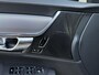 Volvo V90 2.0 T4 R-Design | Polestar Engineered | Trekhaak | Panoramdak | HUD | H&K | Memory stoelen 2x | Dealer onderhouden |