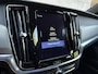 Volvo V90 2.0 T4 R-Design | Polestar Engineered | Trekhaak | Panoramdak | HUD | H&K | Memory stoelen 2x | Dealer onderhouden |