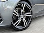 Volvo V90 2.0 T4 R-Design | Polestar Engineered | Trekhaak | Panoramdak | HUD | H&K | Memory stoelen 2x | Dealer onderhouden |