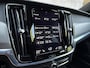 Volvo V90 2.0 T4 R-Design | Polestar Engineered | Trekhaak | Panoramdak | HUD | H&K | Memory stoelen 2x | Dealer onderhouden |