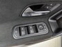 Mercedes-Benz A-klasse 250 e Business Solution AMG Limited | Panoramadak | Achteruitrijcamera | Trekhaak | Multibeam Koplampen | Inclusief 24 maanden MB Certified garantie voor Europa.
