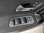 Mercedes-Benz A-klasse 250 e Business Solution AMG Limited | Panoramadak | Achteruitrijcamera | Trekhaak | Multibeam Koplampen | Inclusief 24 maanden MB Certified garantie voor Europa.