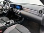 Mercedes-Benz A-klasse 250 e Business Solution AMG Limited | Panoramadak | Achteruitrijcamera | Trekhaak | Multibeam Koplampen | Inclusief 24 maanden MB Certified garantie voor Europa.