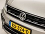 Volkswagen Tiguan 2.0 TSI 4Motion R-Line Sport 179Pk Automaat (VIRTUAL COCKPIT, NAVIGATIE, CLIMATE, GETINT GLAS, SPORTSTOELEN, PARKEERSENSOREN, ADAPTIVE CRUISE, NIEUWSTAAT)