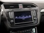 Volkswagen Tiguan 2.0 TSI 4Motion R-Line Sport 179Pk Automaat (VIRTUAL COCKPIT, NAVIGATIE, CLIMATE, GETINT GLAS, SPORTSTOELEN, PARKEERSENSOREN, ADAPTIVE CRUISE, NIEUWSTAAT)